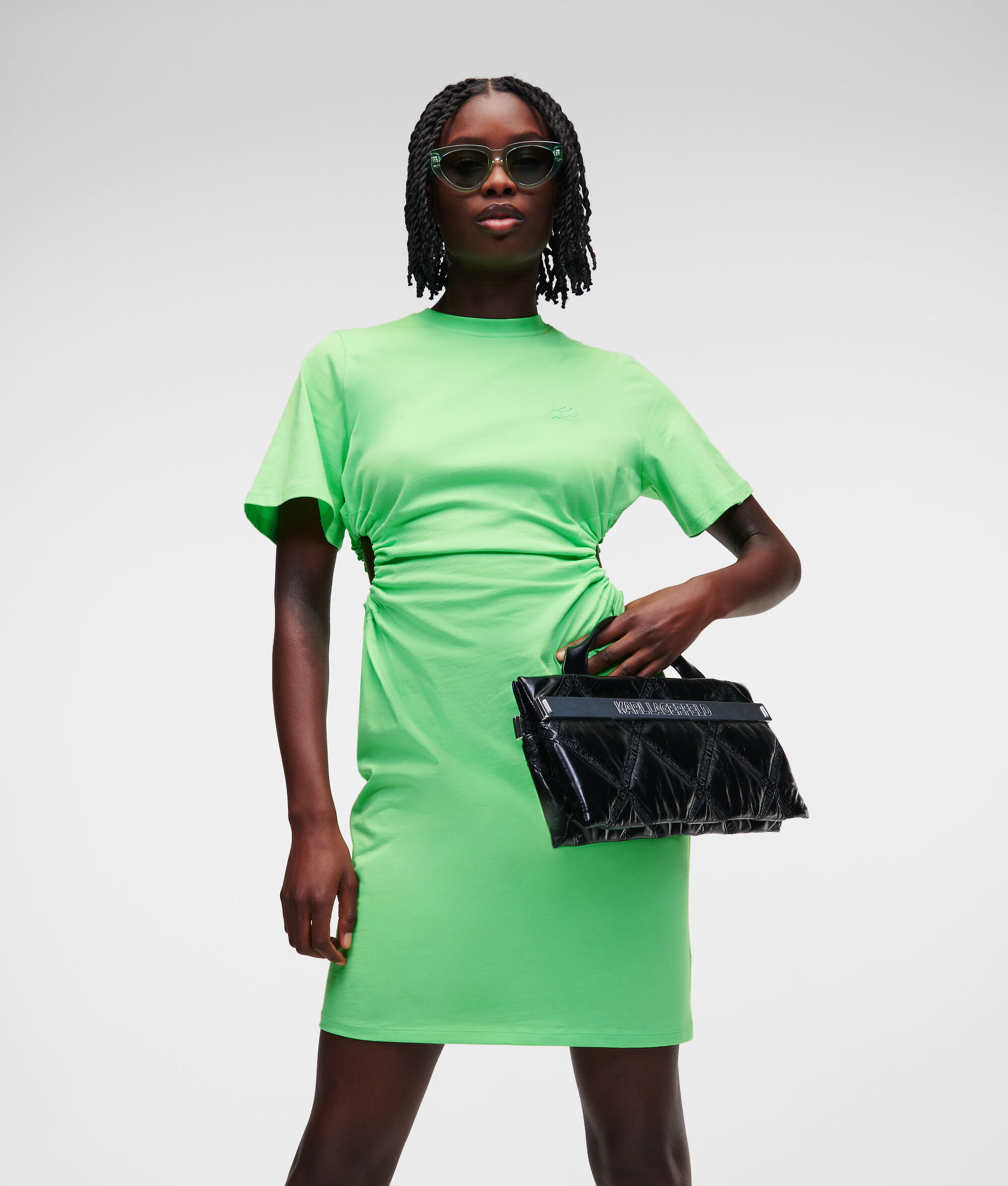 ROBE EN JERSEY AVEC DÉCOUPE