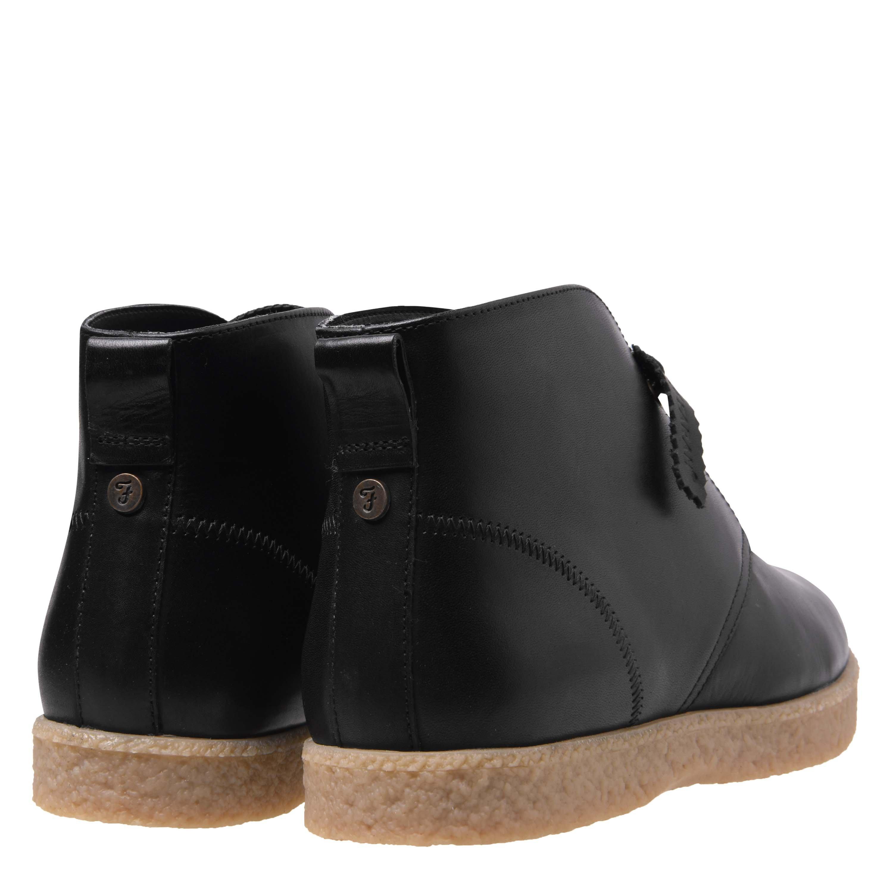 Farah Jonah Chukka Boots