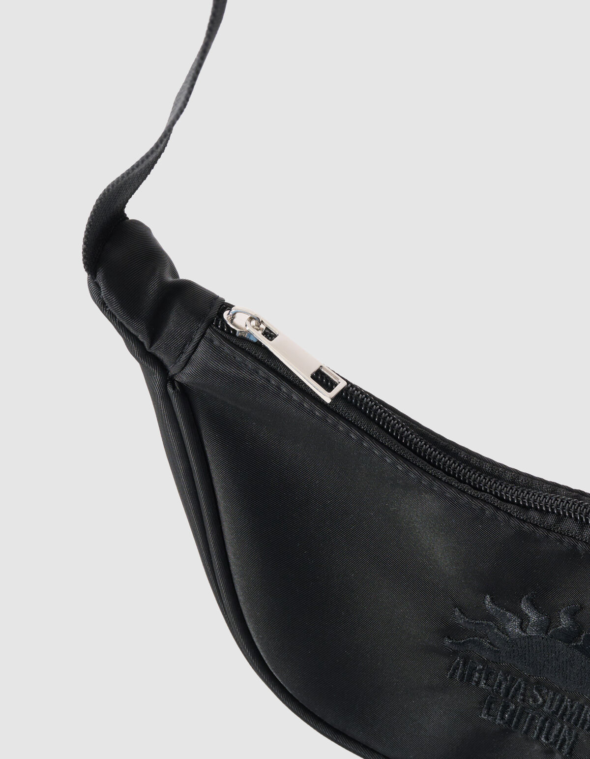 Sun Embroidery Crossbody Tas Zwart