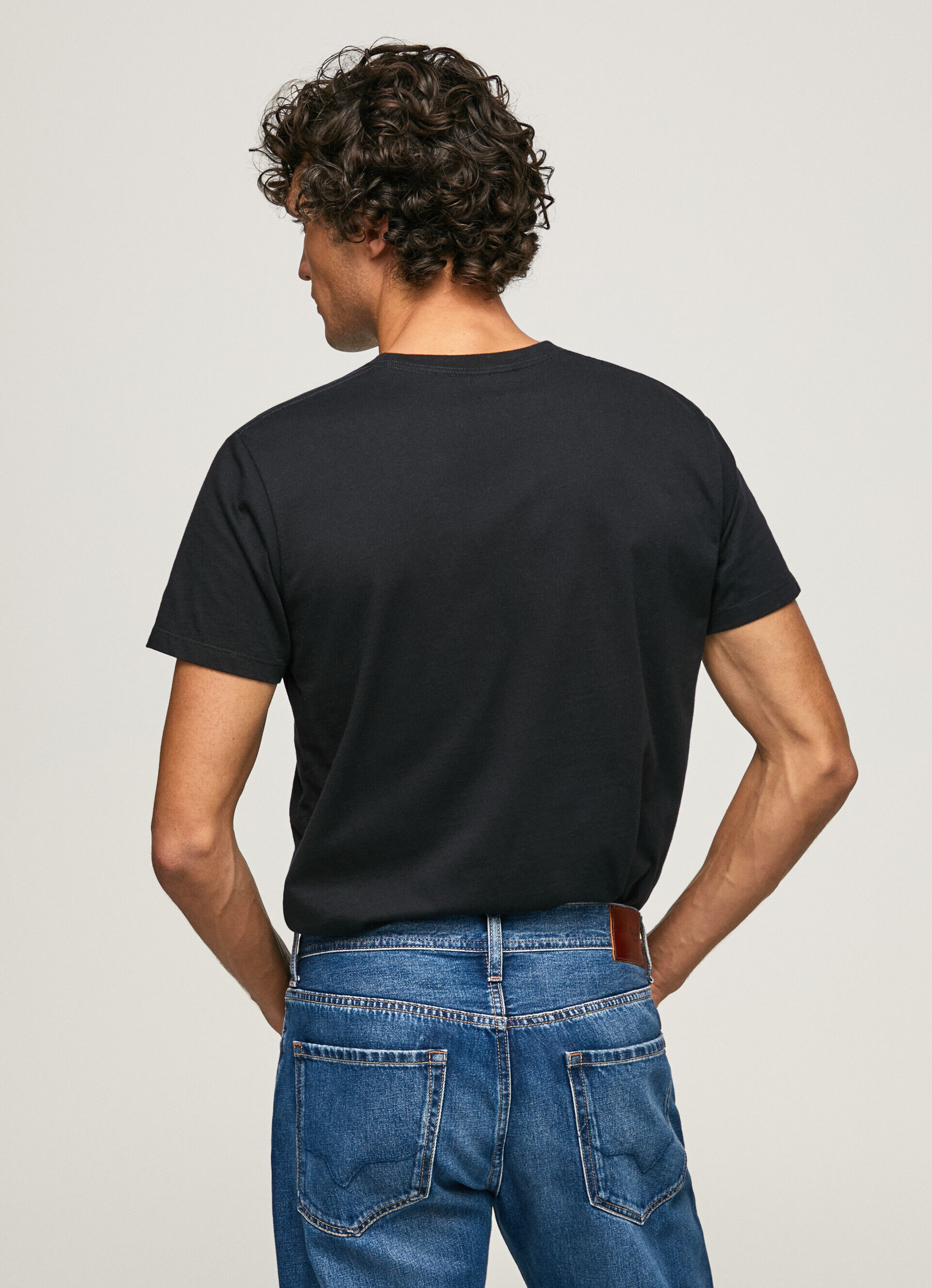 Camiseta de algodão com logotipo estampado - preta