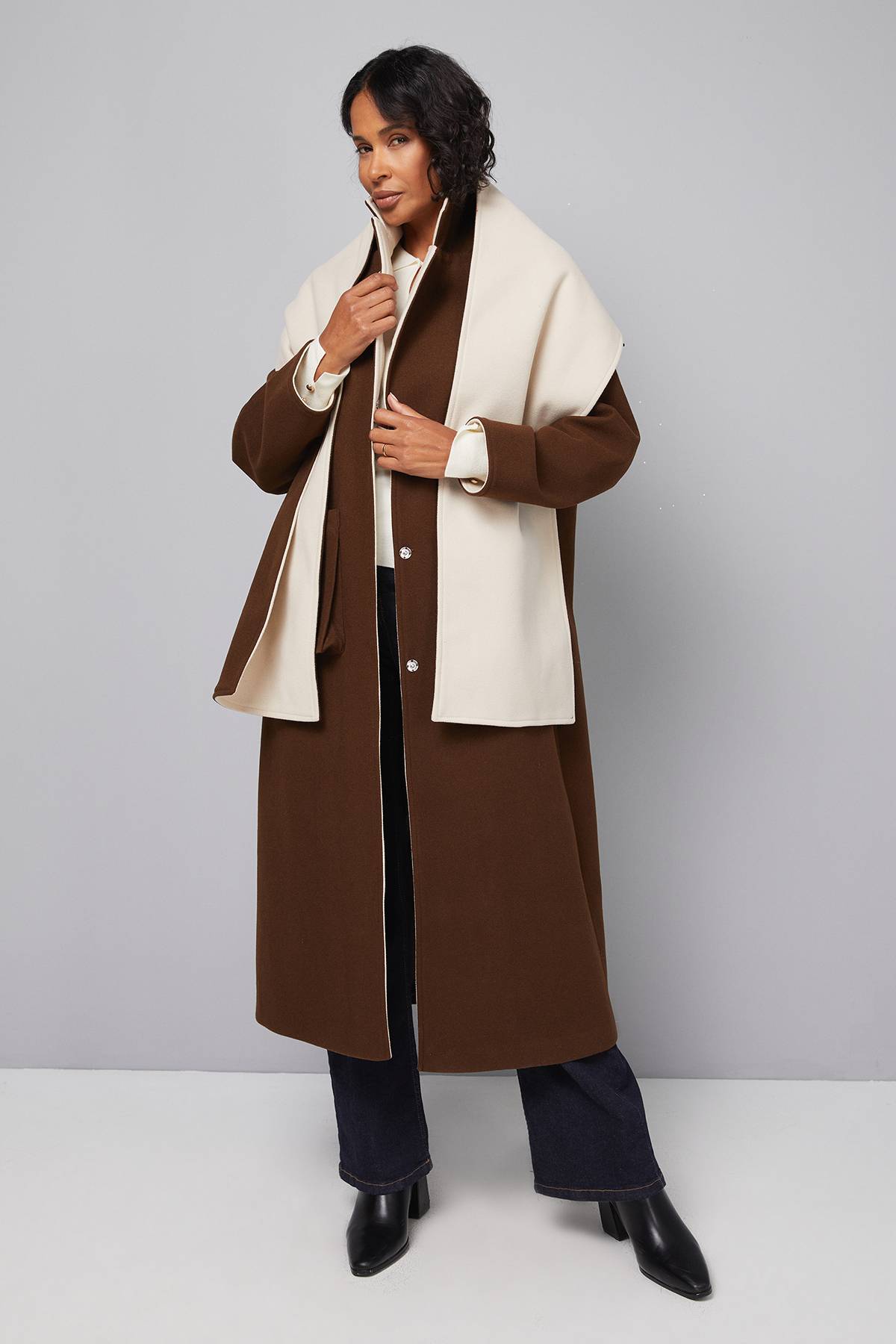 Wallis Manteau à Détail Écharpe Double Face