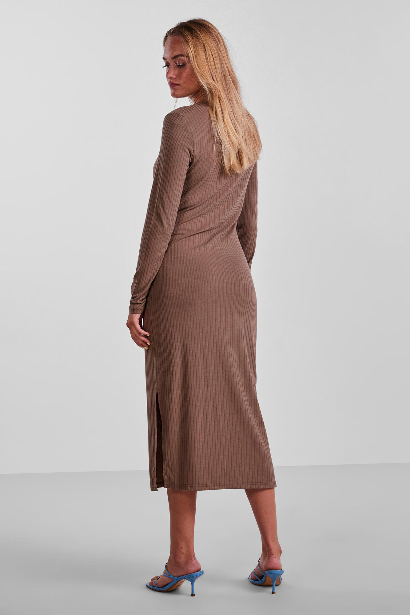 Vestido longo elástico