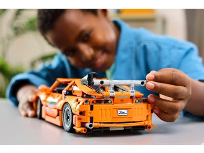 LEGO Fast and Furious Toyota Supra MK4 (42204)