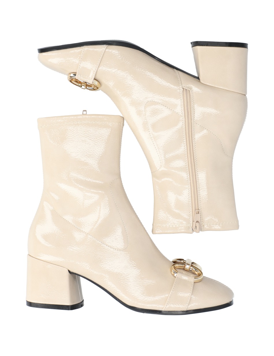 Stiefelette