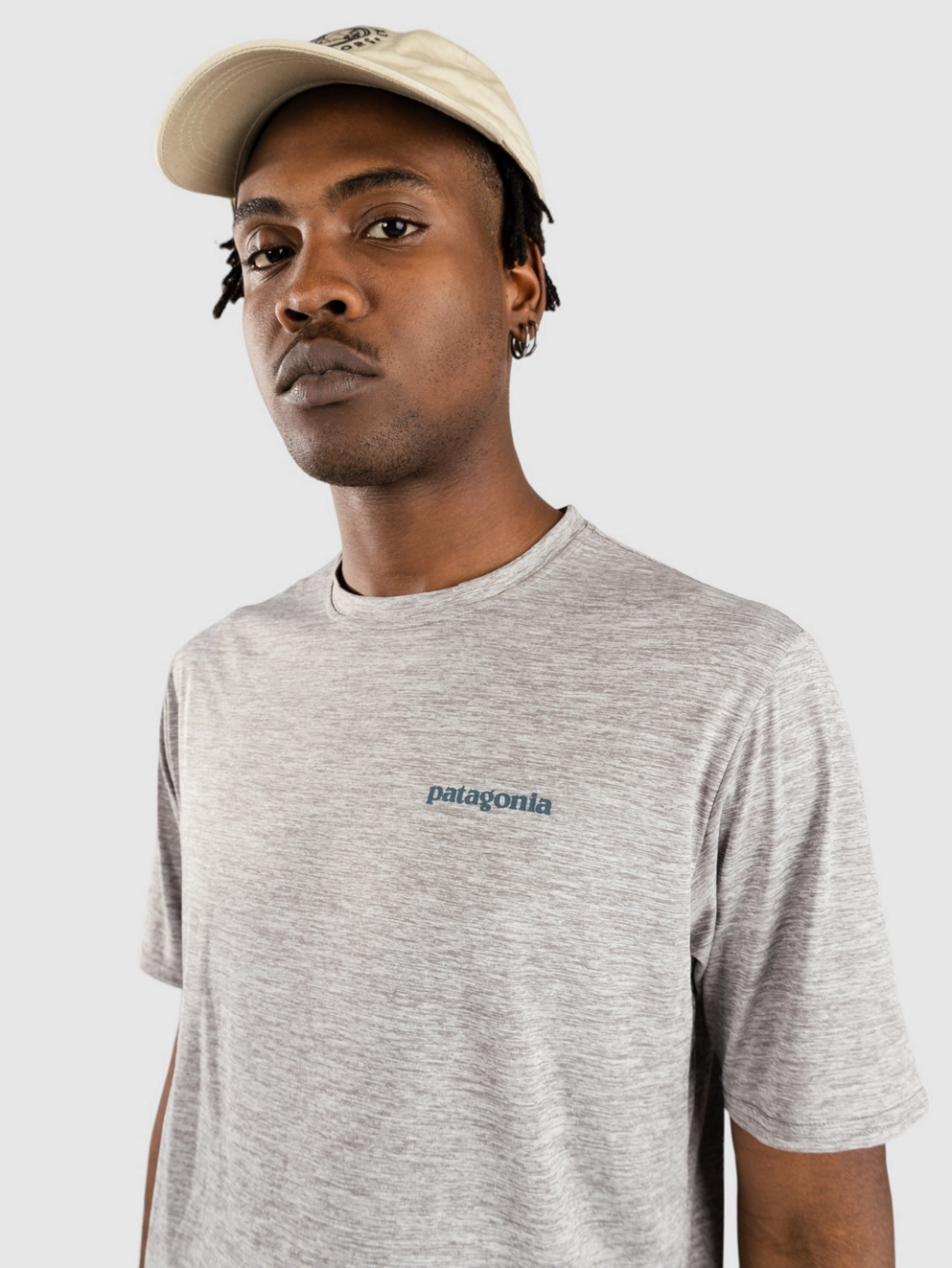 Patagonia Cap Cool Daily Graphic Waters T-shirt brdst log abl ble th gry