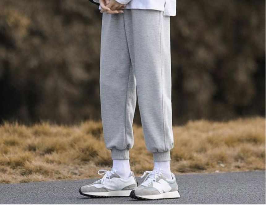 Sinlarity - Halfhoge effen cropped harem-joggingbroek