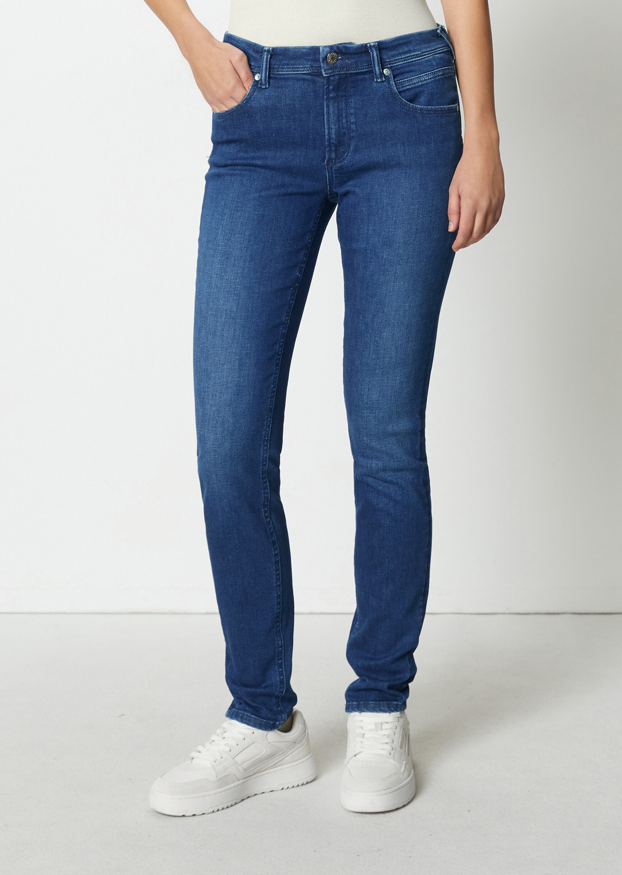Jeans Modell ALVA slim aus Organic Cotton-Mix