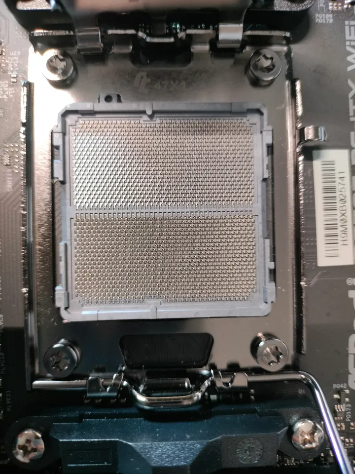[OUTLET] - ASRock B650E PG-ITX WiFi - Bundkort - mini ITX - Socket AM5 - AMD B650 Chipset - USB 3.2 Gen 1, USB 3.2 Gen 2, USB-C 3.2 Gen2, USB-C 3.2 Gen 2x2 - Bluetooth, 2.5 Gigabit LAN, Wi-Fi 6 - onboard grafik (CPU påkrævet) - High Definition Audio