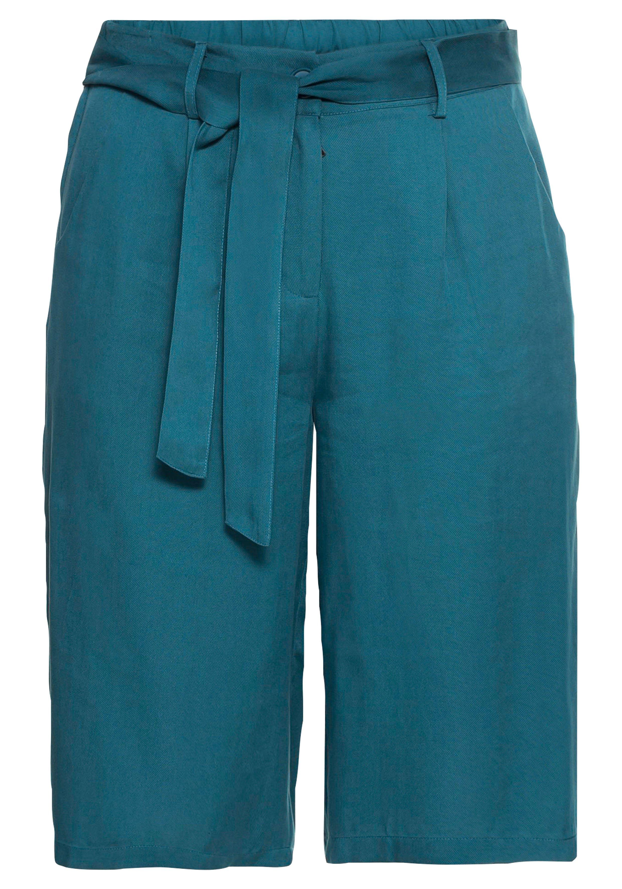 Bermudas mit Stoffgürtel, aus TENCEL™ Lyocell