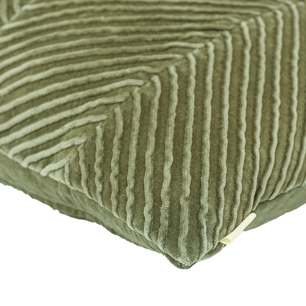 Sierkussen velours Tucked allover eucalyptus 35x55 cm