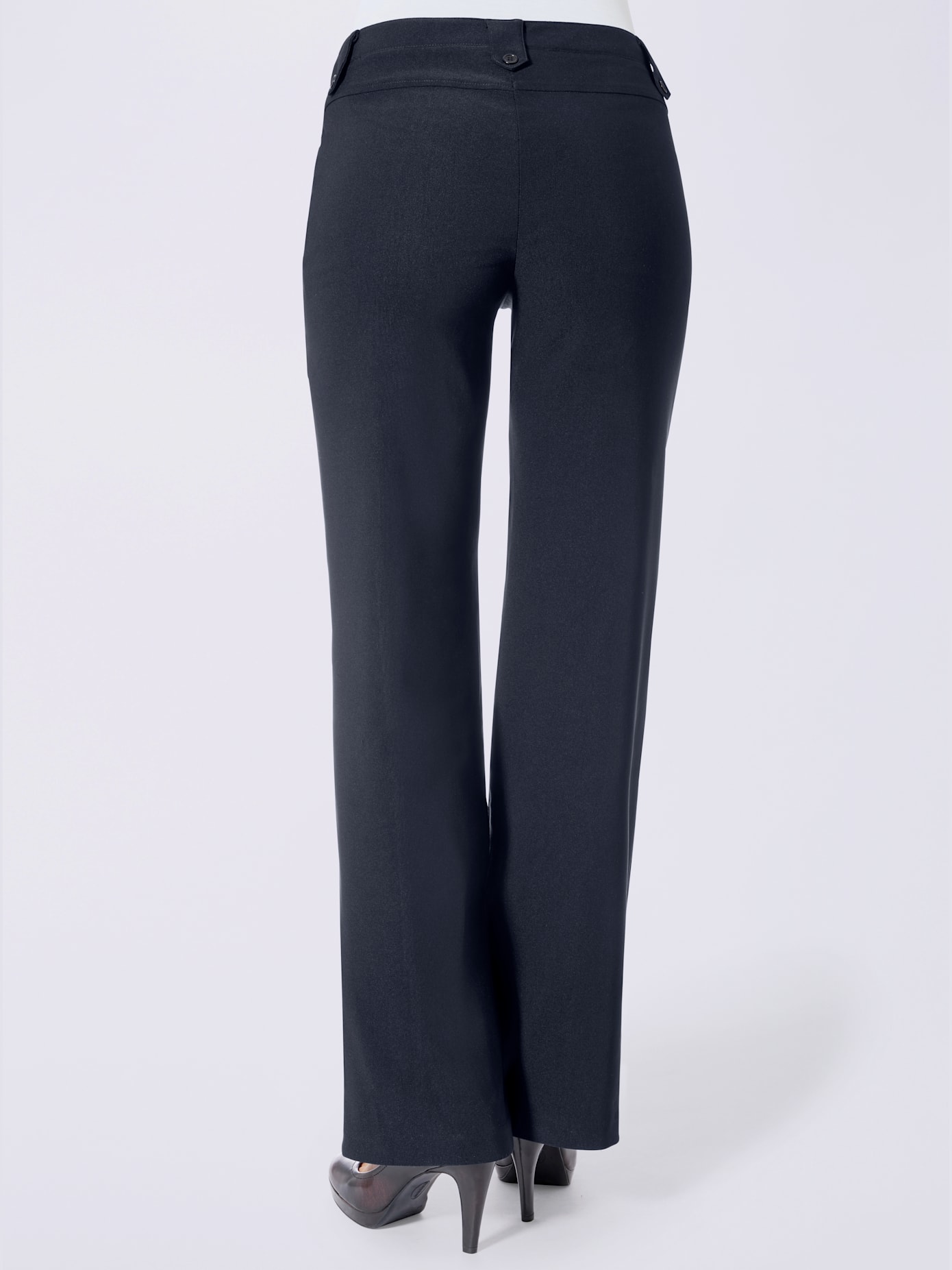 Pantalon coupe droite détails boutonnés