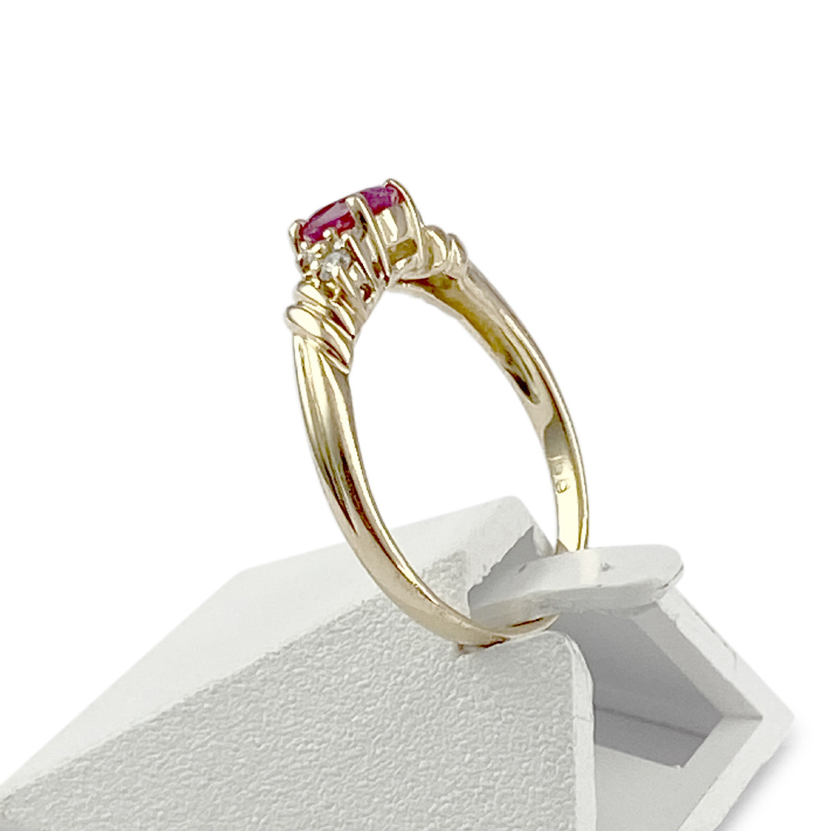 Bague d'occasion or 750 jaune saphir diamants