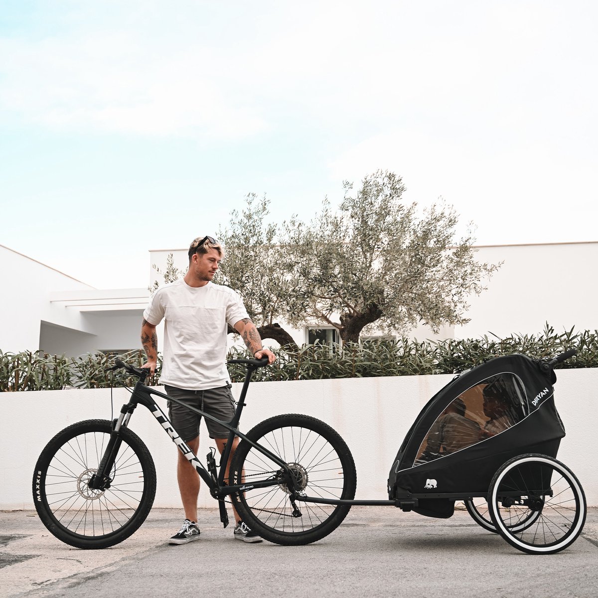 Deryan Luxe 3-in-1 fietskar - Black