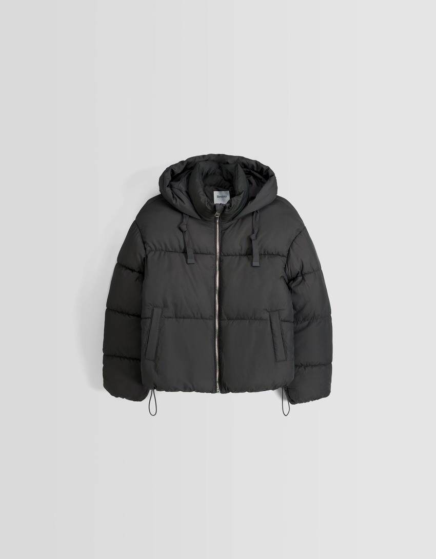 Jaqueta puffer oversized com capuz