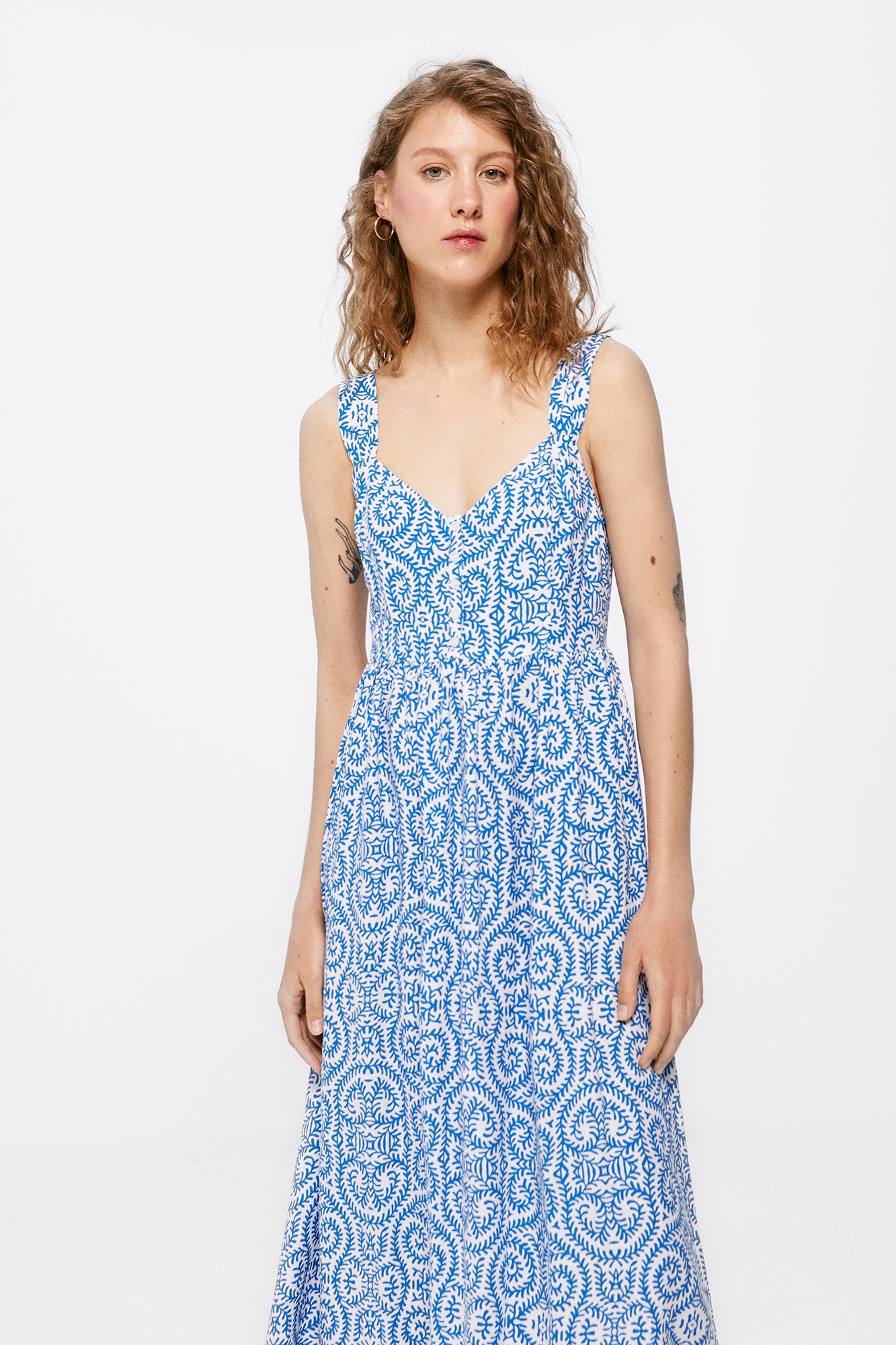 Vestido midi com corpete estruturado