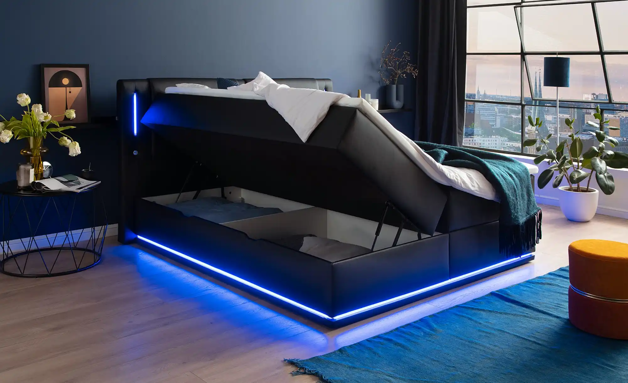 Boxspringbett mit LED-Beleuchtung Brighton