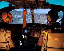 Hubschrauber-Simulator in München als Geschenkidee