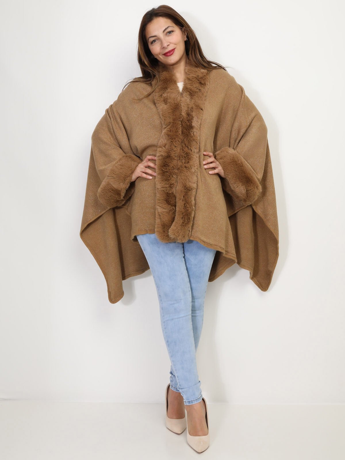 Gilet en maille et fausse fourrure- Camel