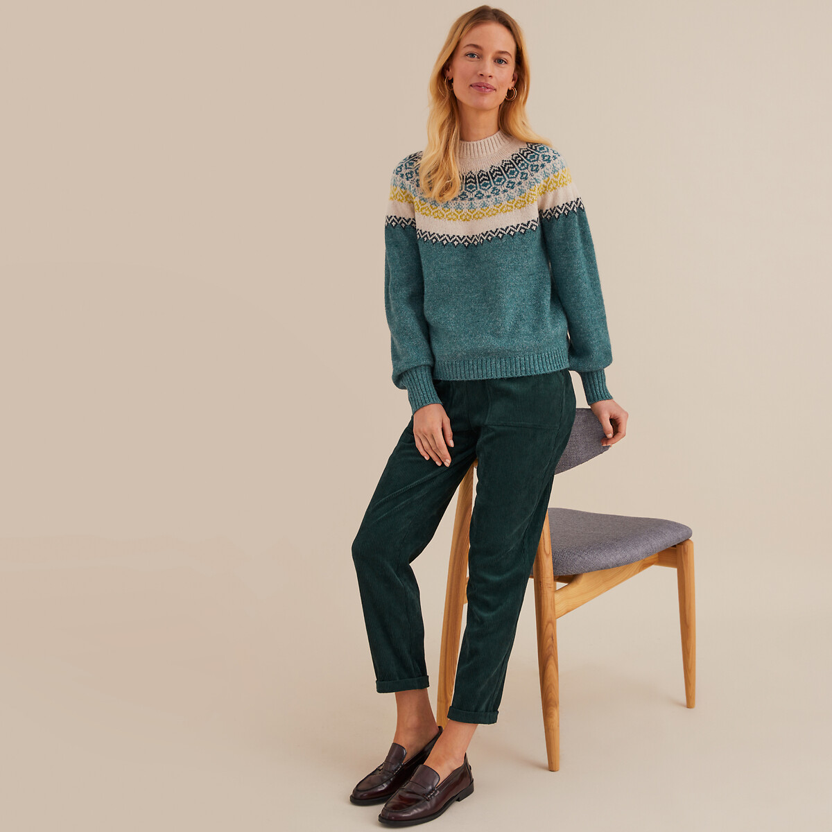 ANNE WEYBURN<br>Suéter jacquard, gola alta, collant grosso