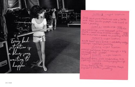 Amy Winehouse In Her Words (Hardback)