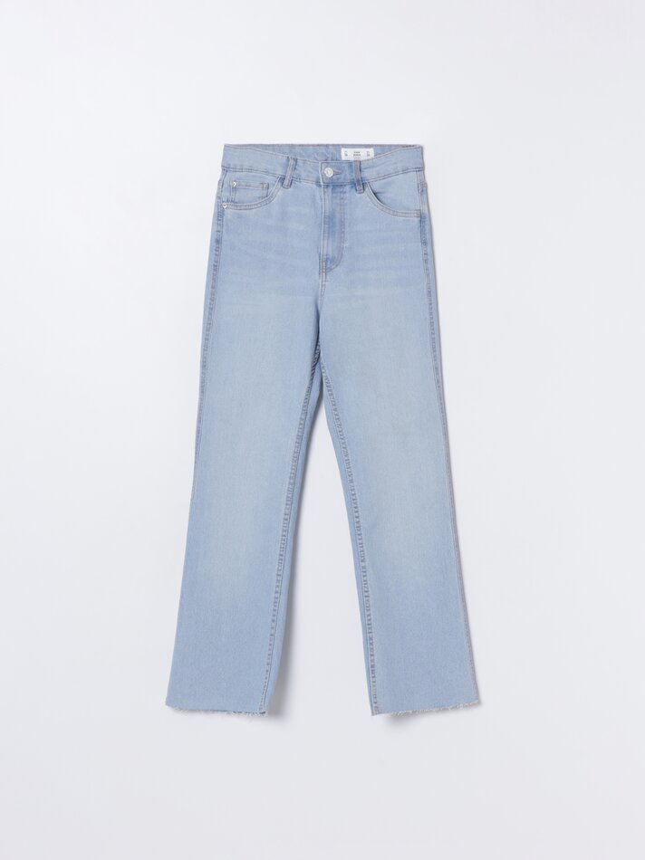 Calça jeans flare curta - Azul claro