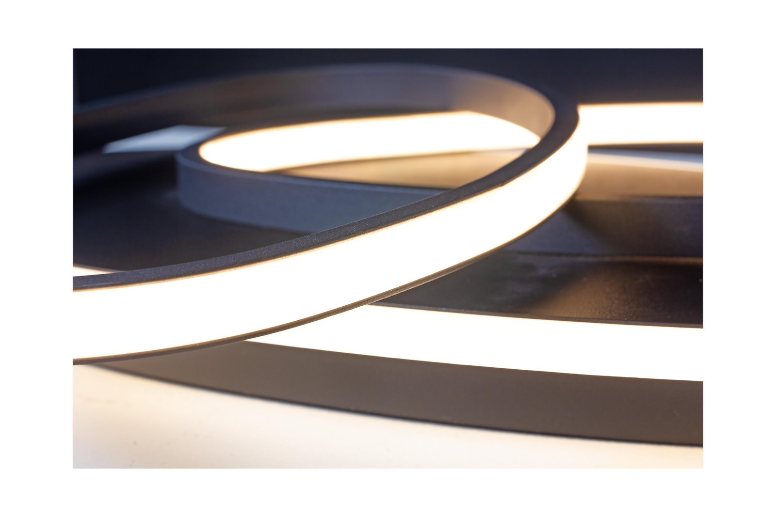 Legato plafond Svart LED, 3-stegs dimmer