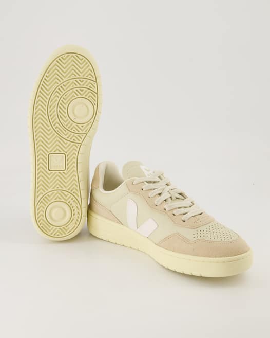 Veja VD2003378A Sneaker in Beige