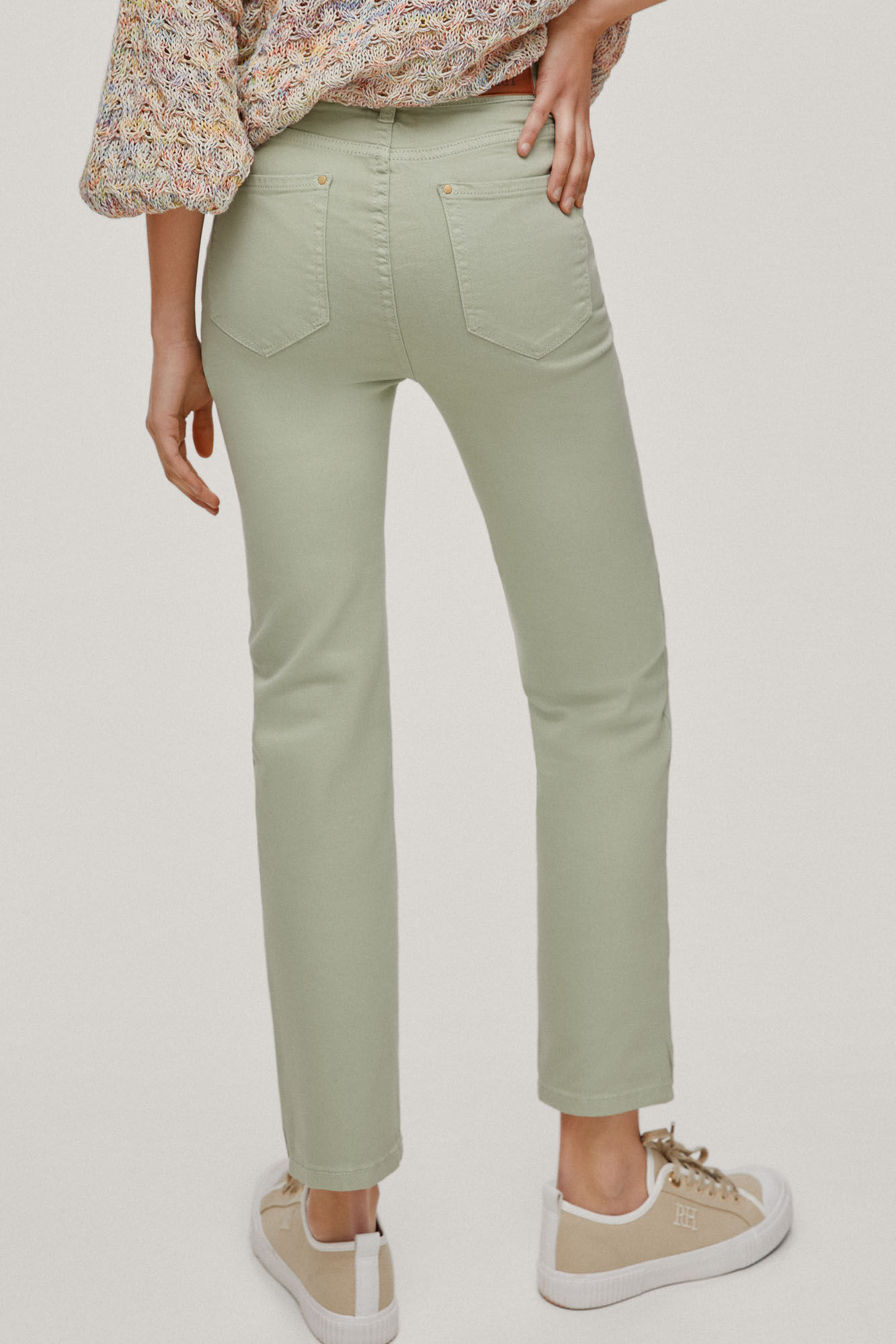 Calça jeans slim fit com 5 bolsos - Verde