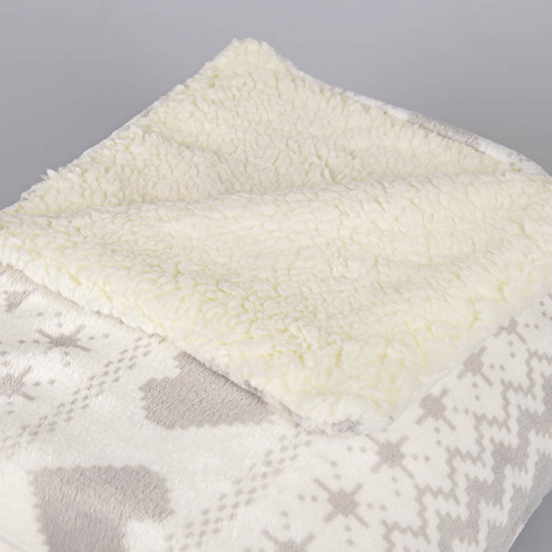 Plaid microfibre imprimé doublé 'Snow heart'