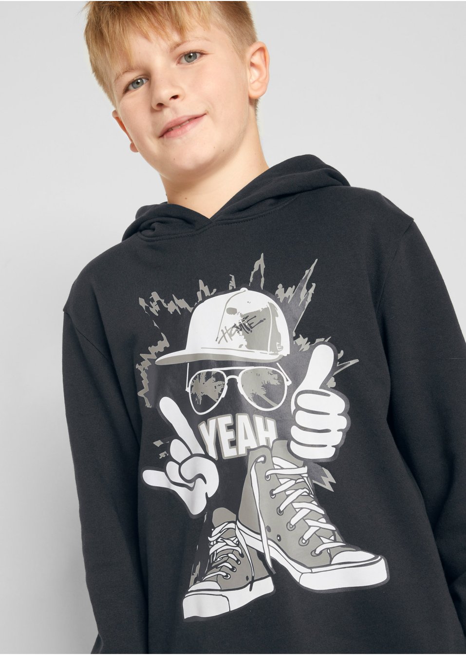 Sweat-shirt garçon à capuche