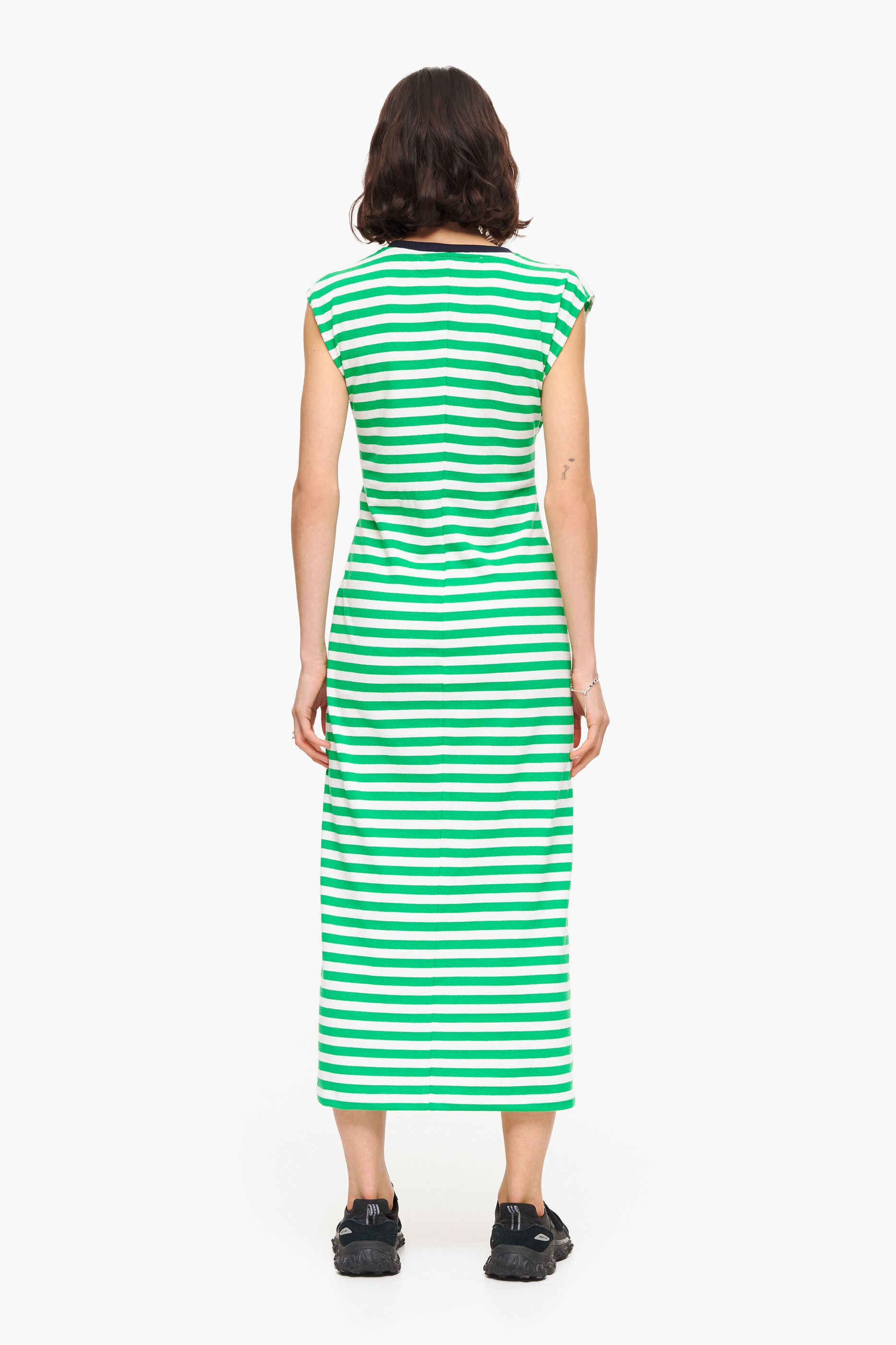 Vestido midi listrado verde