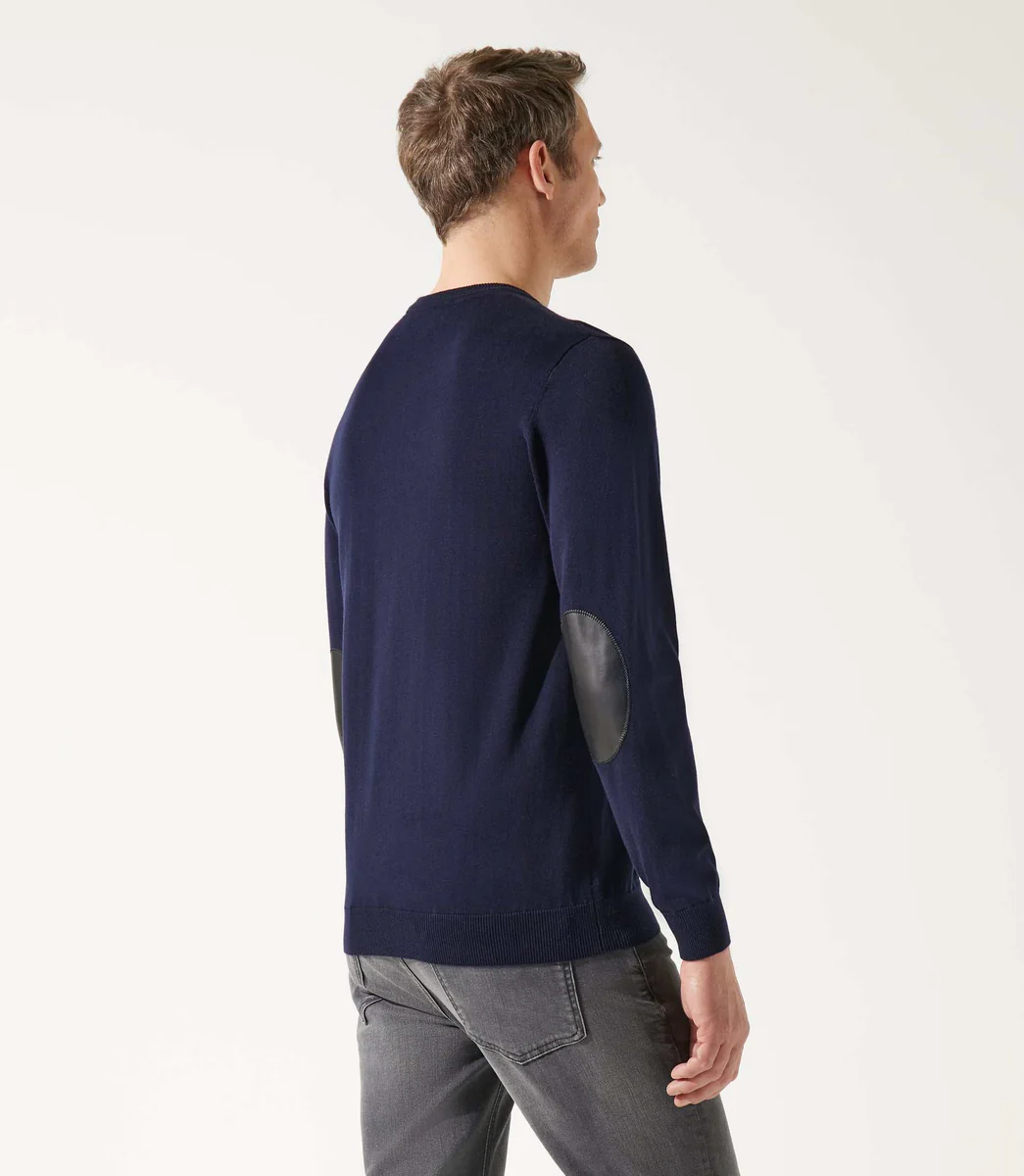 Pull coll rond épaule boutonnée marine