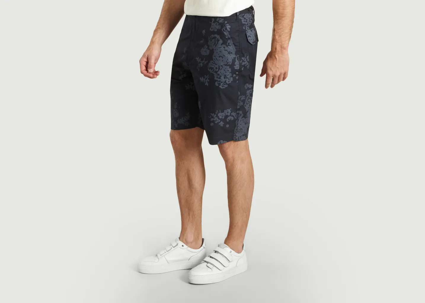 Loose Short Flower Print Universal Works