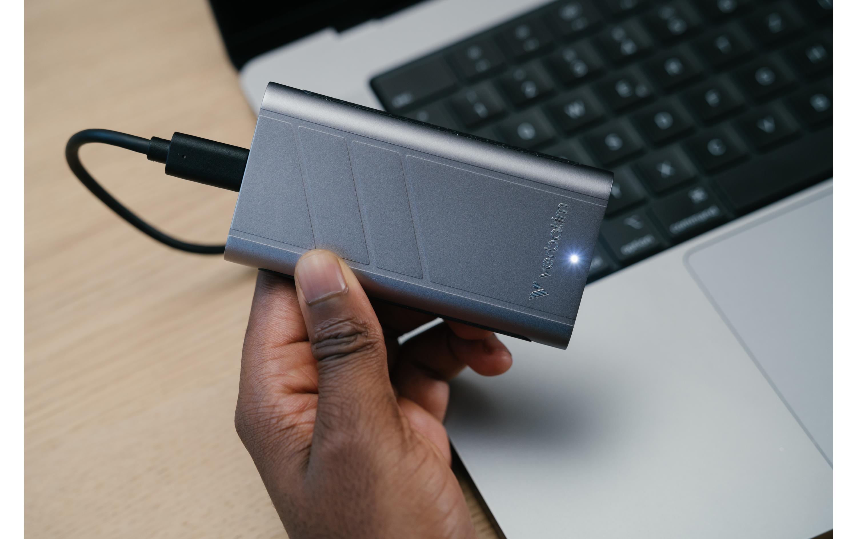 Externe SSD TurboMetal 1000 GB<br>Externe SSD mit hoher Geschwindigkeit und robustem Metalldesign
