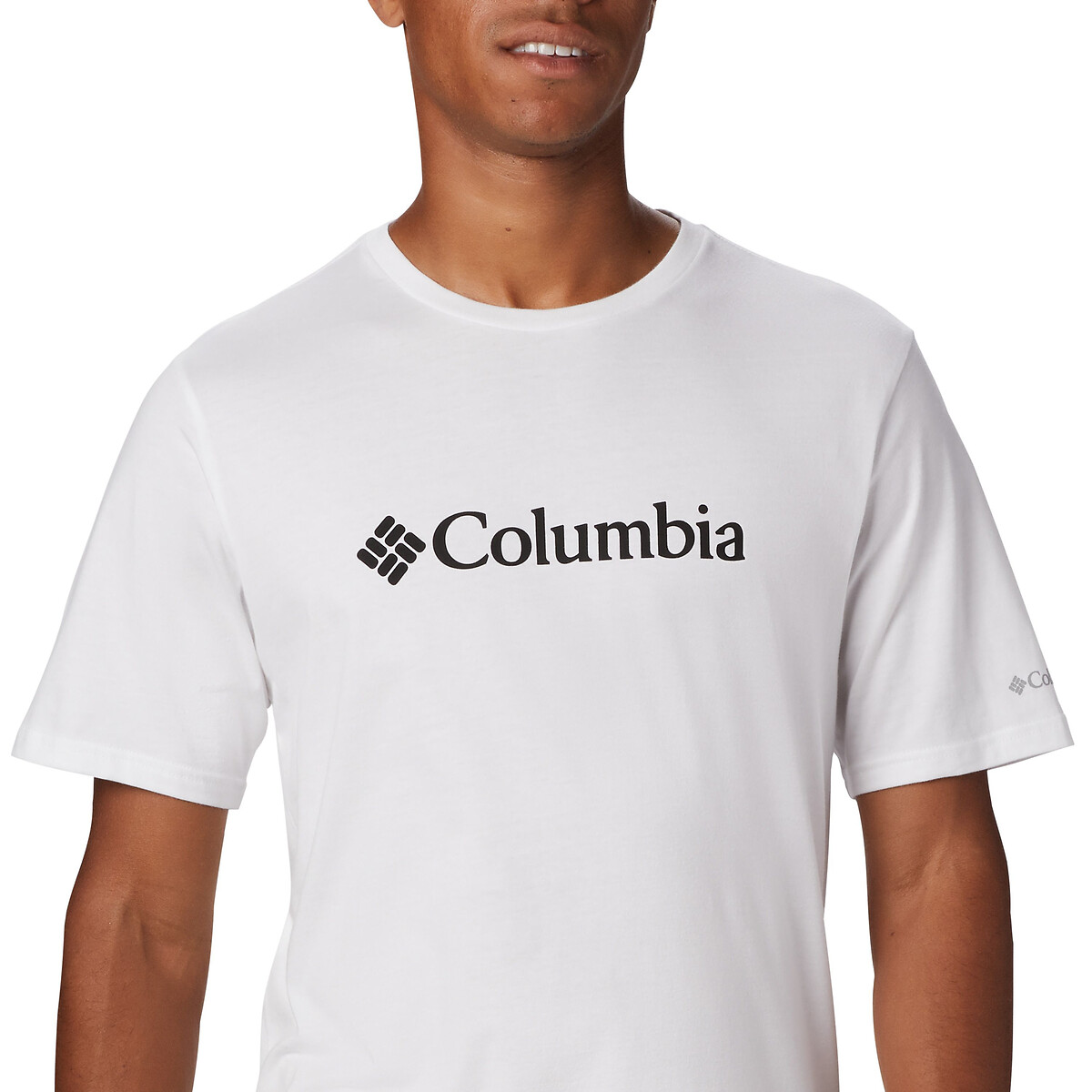 COLUMBIA<br>Camiseta de manga curta com logo no peito essencial
