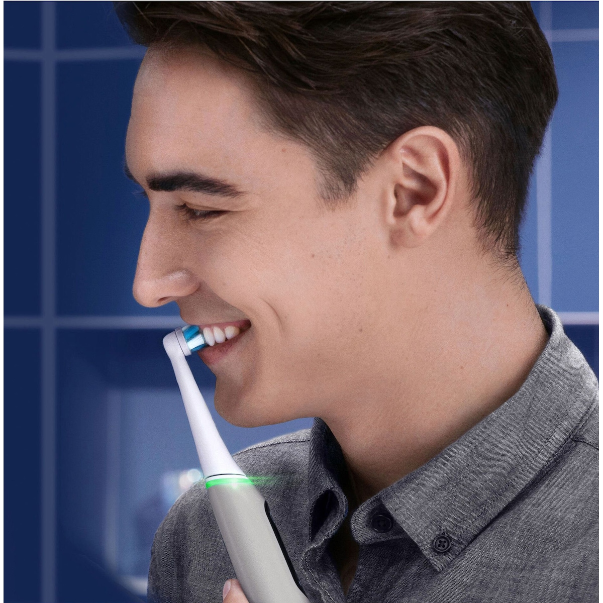 Oral-B iO 6s elektrisk tannbørste 427360 (grå)