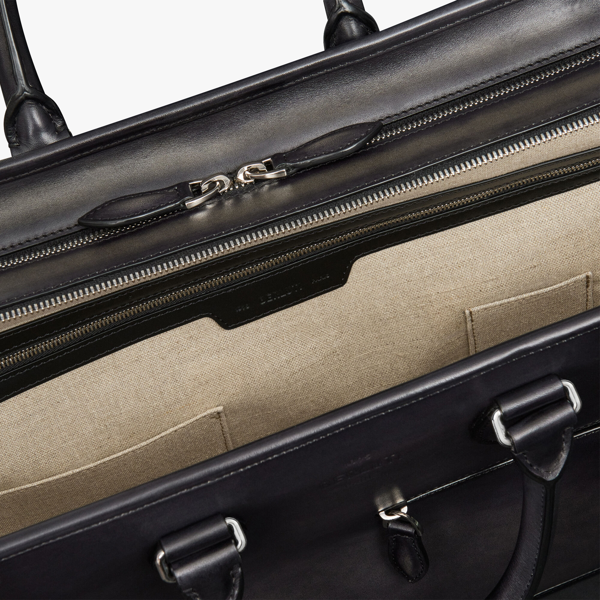 Cartable Deux Jours En Cuir