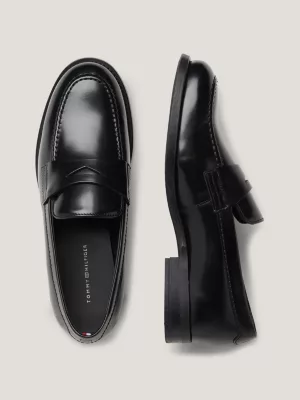 Mocassins de couro envernizado com costura