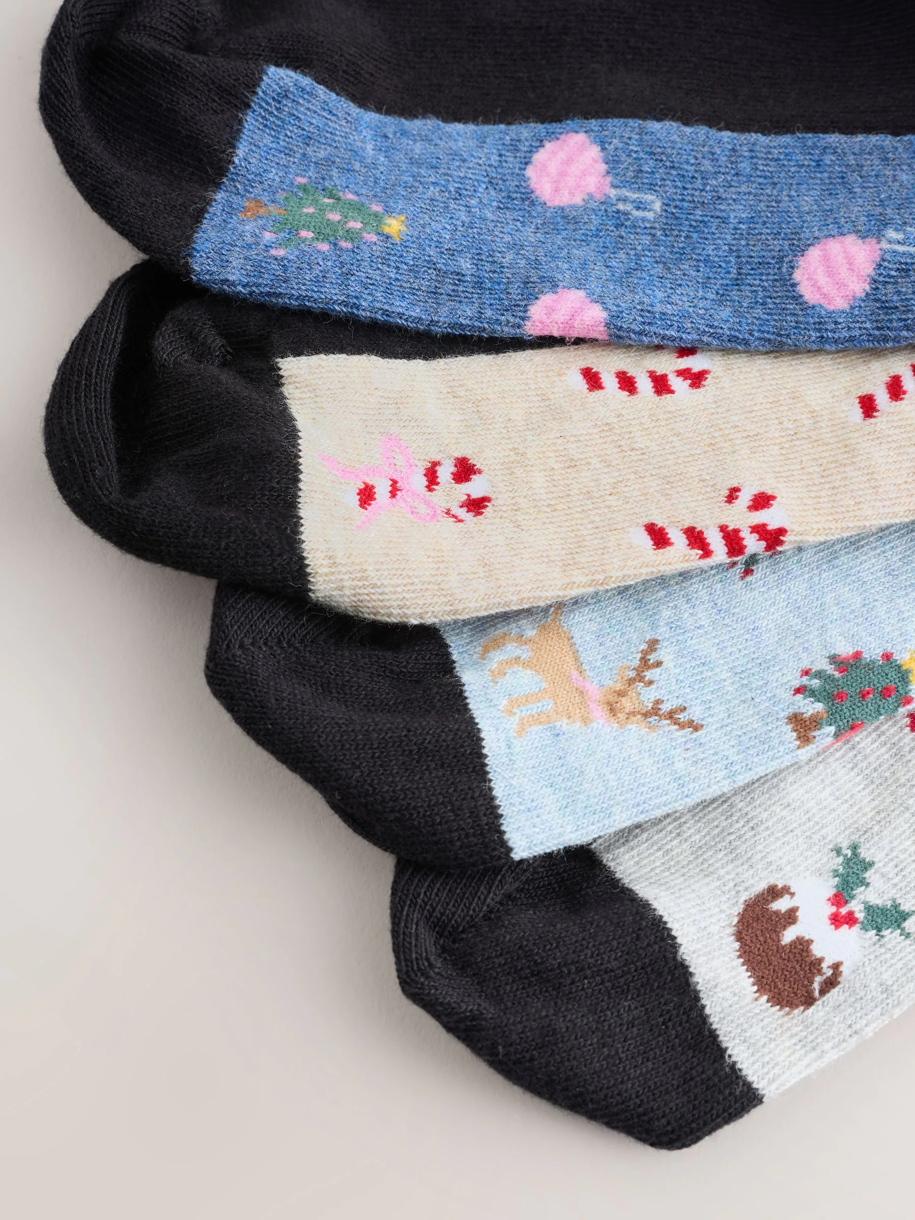 Kerstmis all-over print personage - Set van 4 paar enkelsokken