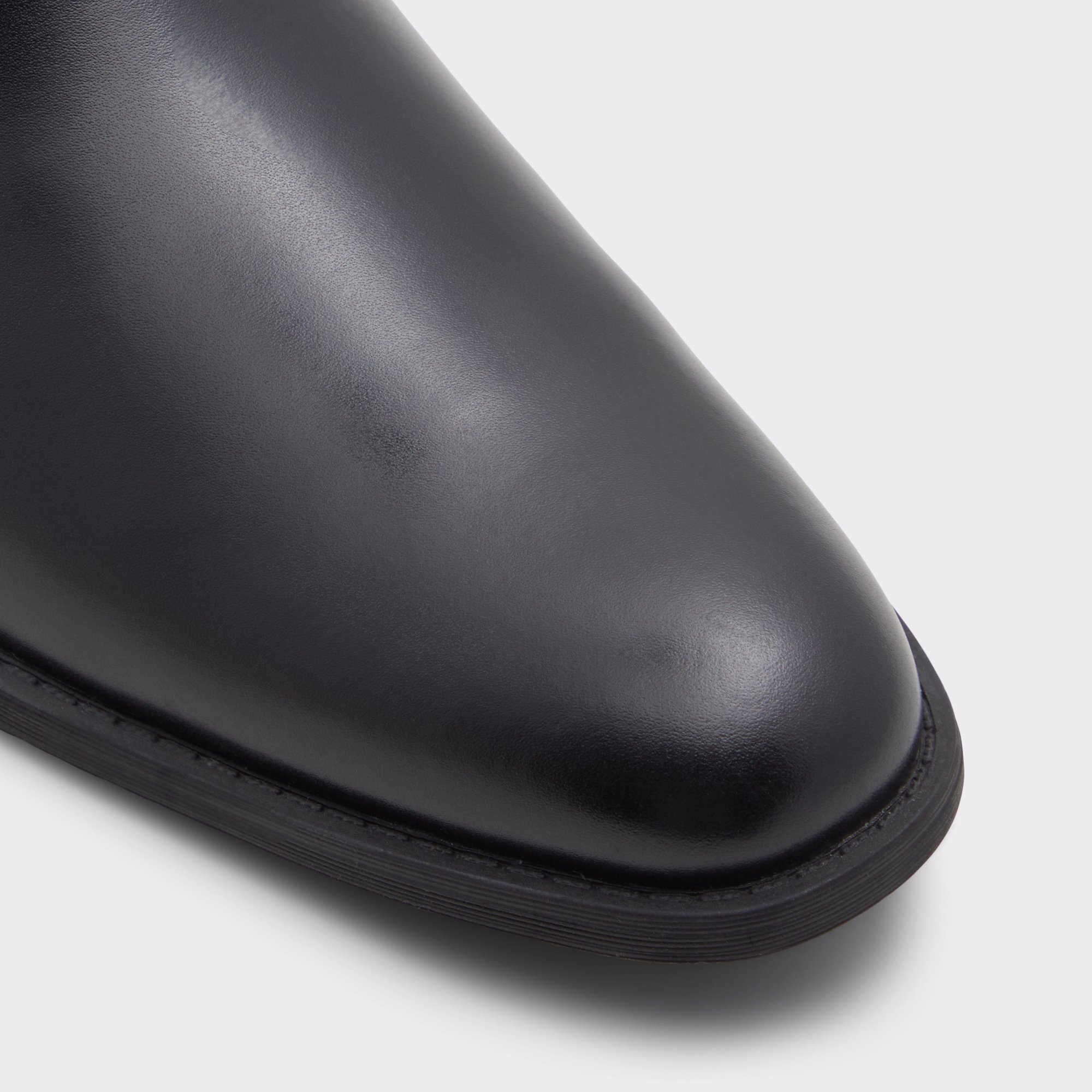 Vardre Black Men Chelsea boots
