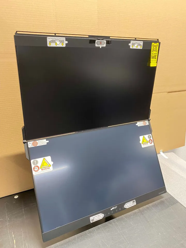 [OUTLET] - Mobile Pixels Geminos T - Dobbelt LCD-skærm - 24