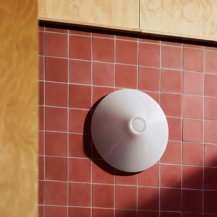 HAY - Ono Flush Mount Wandleuchte, Ø 35 cm, opalweiss