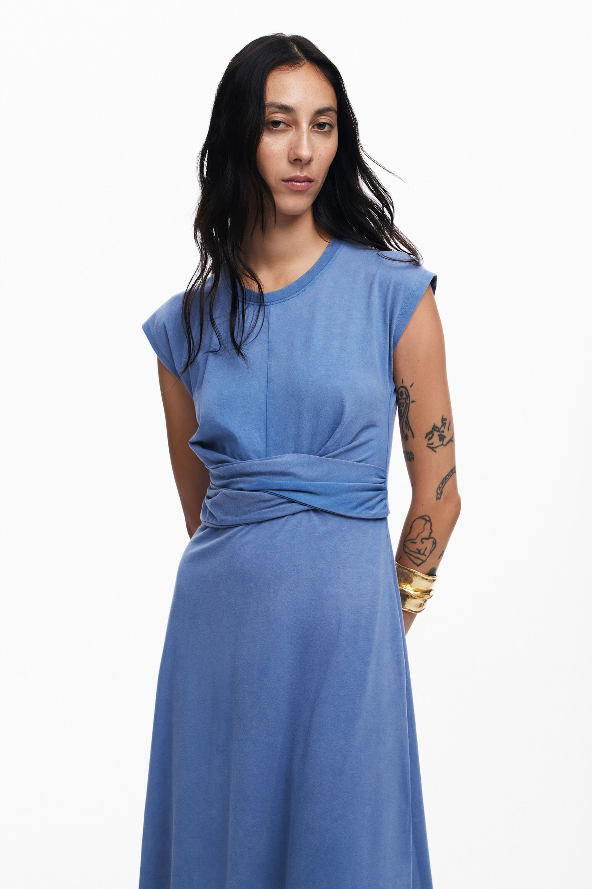 vestido midi franzido