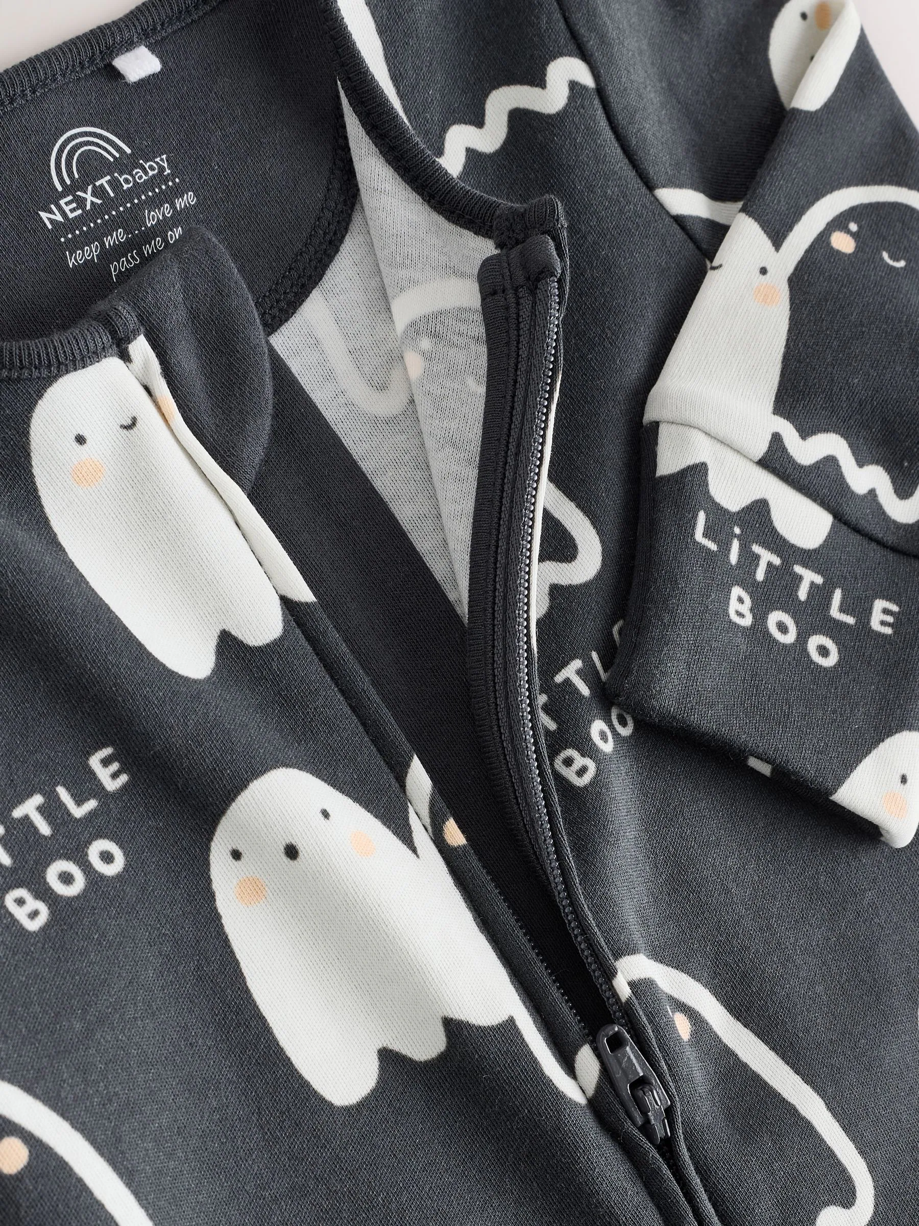 Zwart - Glow-in-the-dark Halloween-babypyjama met tweewegrits (0mnd-2jr)