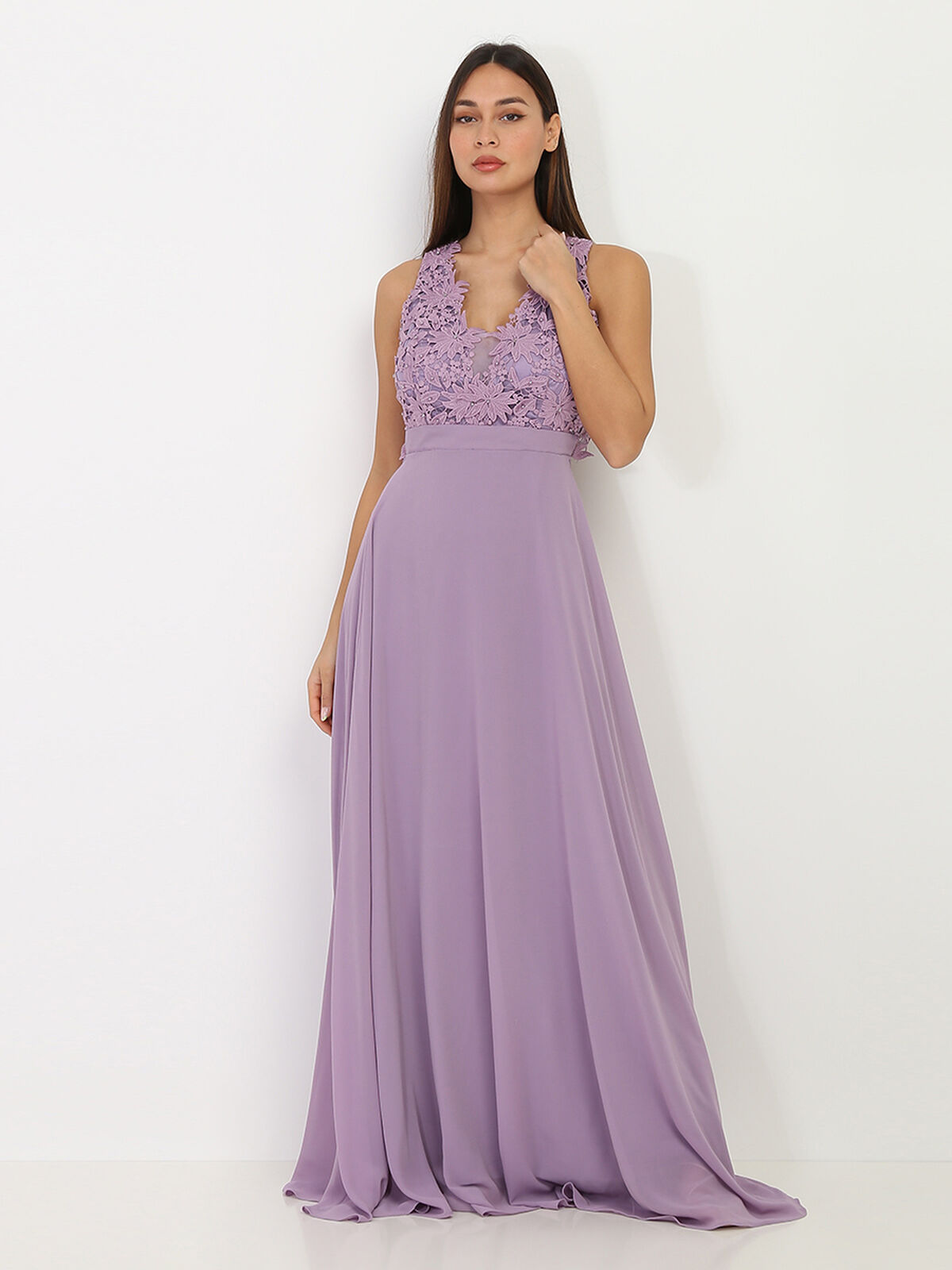 Robe longue à broderies fleuries- Violet clair