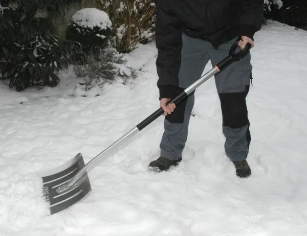 Fiskars Aluminium sneskraber 157cm (143060)