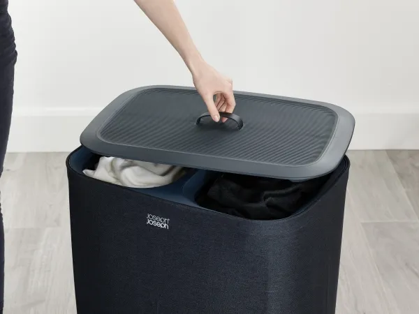 Vasketøjskurv Joseph Joseph 90 ltr. sort