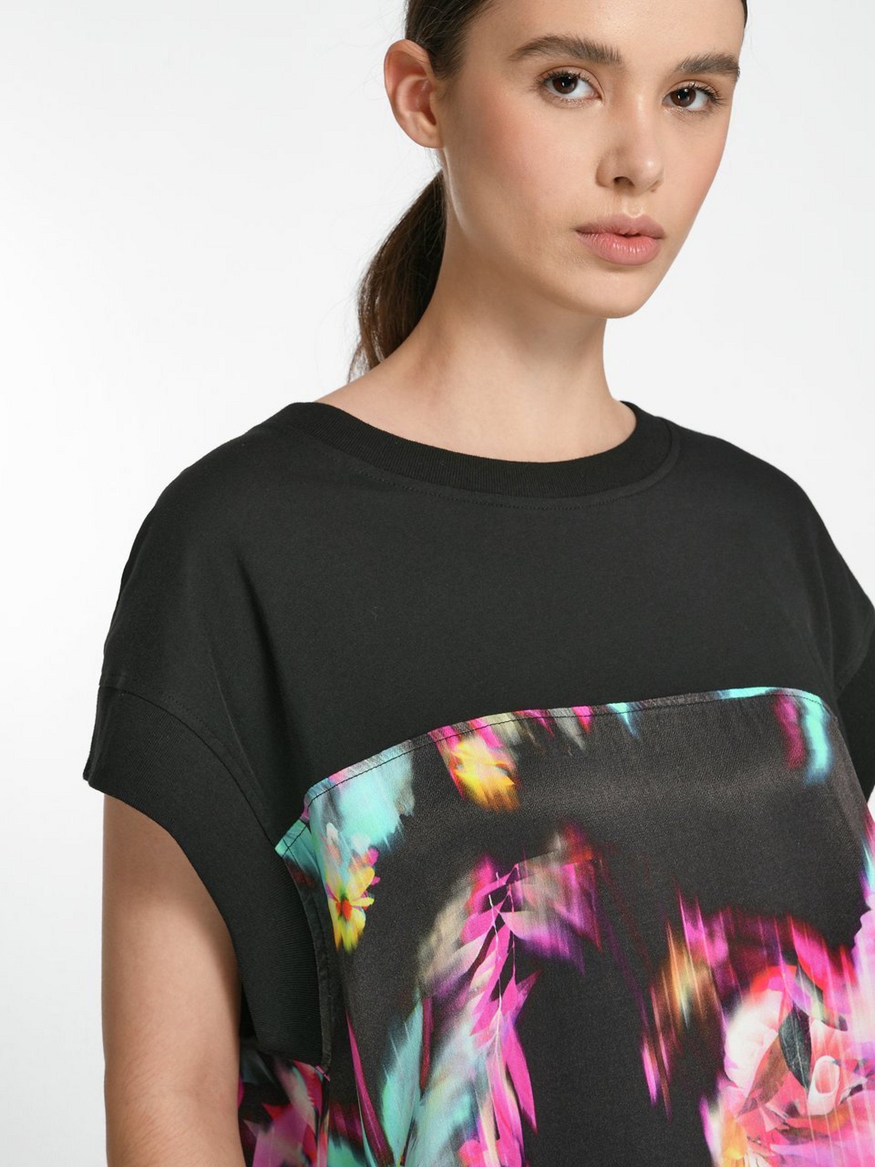 Rundhals-Shirt im Oversized-Style