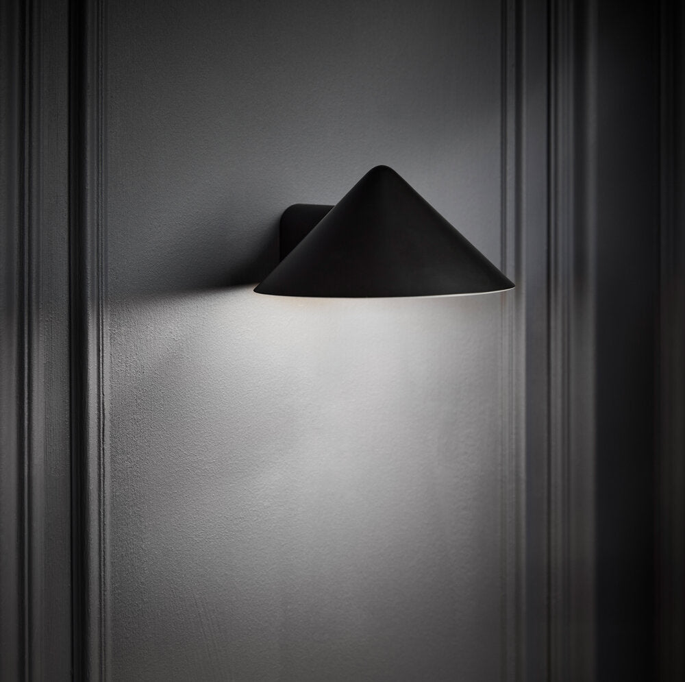 Frandsen  Grasp Wall væglampe - Matt Black
