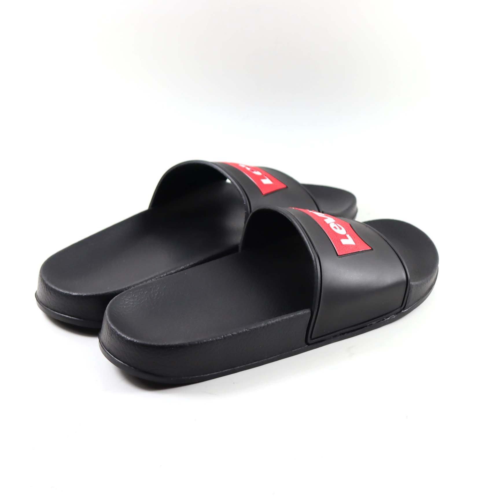 Levis Batwing Slider